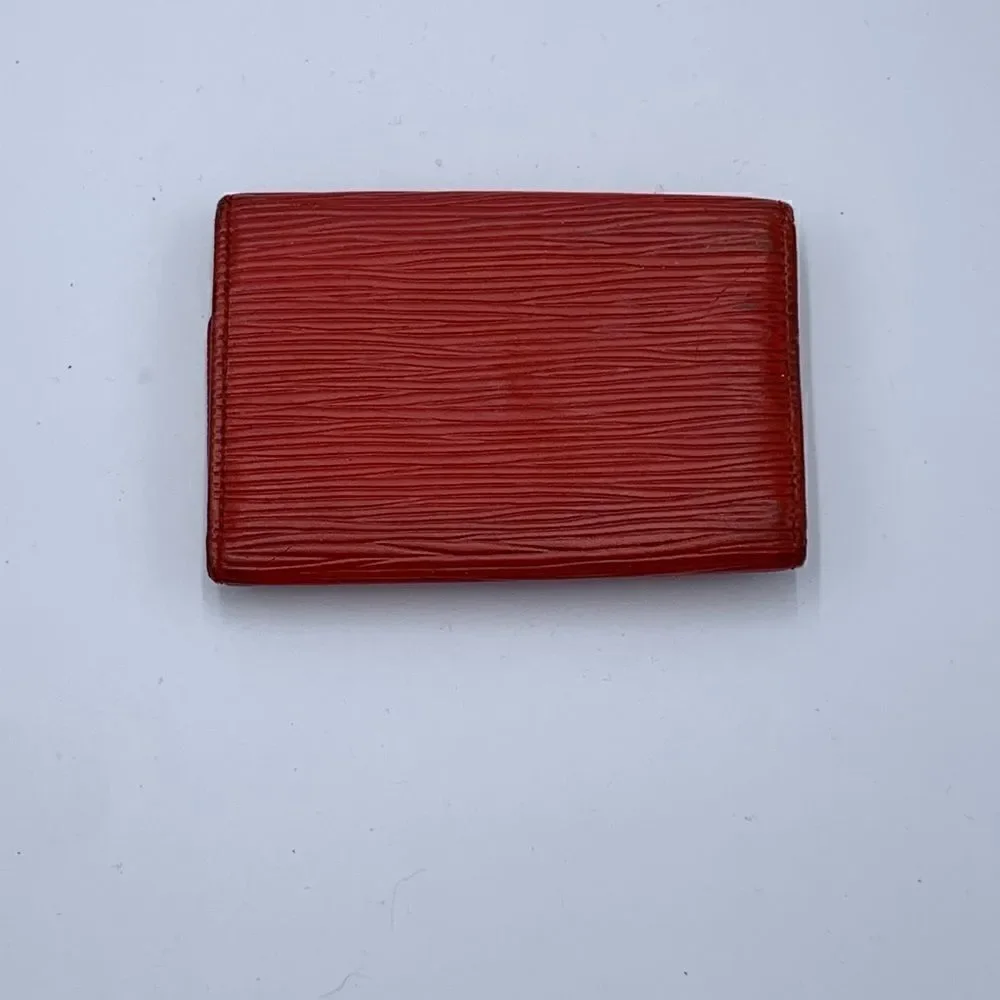💥AUTHENTIC💥 Louis Vuitton Epi Leather 6 Key Wallet Red